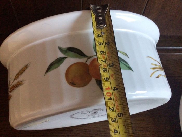 Royal Worcester Evesham pattern Large oven to Tableware lidded serving dish