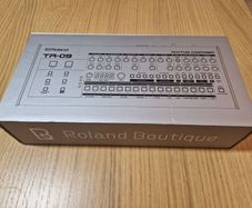 Roland TR-09