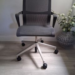 Herman Miller Setu Office Chair