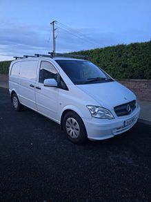 Mercedes-Benz V-Class 2011
