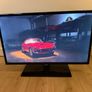 Samsung 32-Inch HD TV (Chromecast included) Image 2