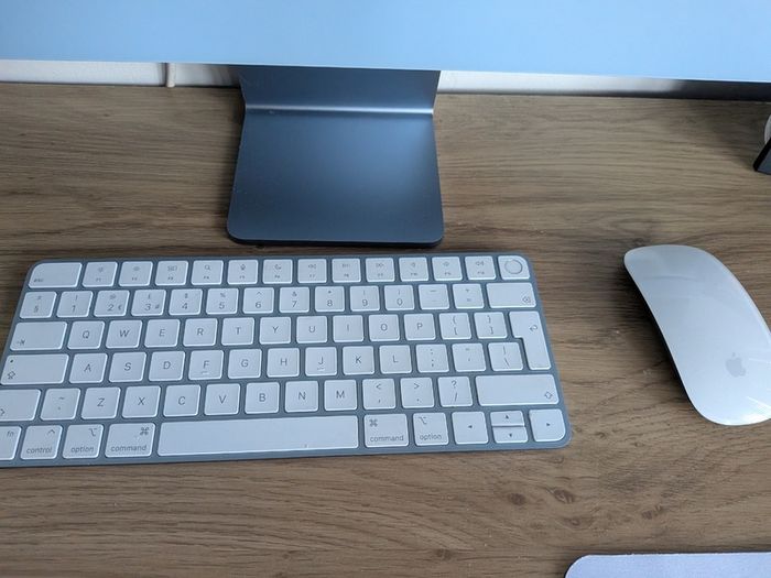 Imac m1 blue 512gb ssd 4 ports
