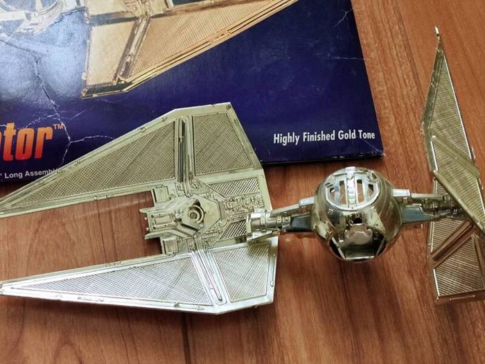 Vintage Star Wars Tie Interceptor Limited Edition Gold Tone Model Kit Amt Ertl 1995
