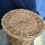 Large wicker Basket and Lid Image 5