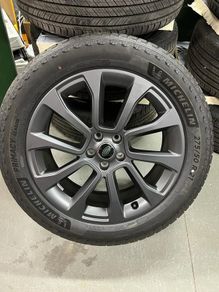 Range Rover alloys wheels and tyres