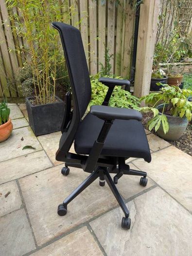 ergonomic office chair