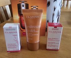 Clarins Serum & Day Cream + Samples