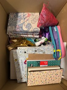 Box of crafty stuff mostly new