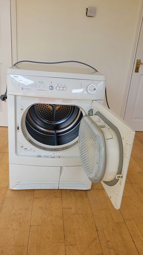 Tumble Dryer - White Zanussi electrolux autoreverse 6kg dryer