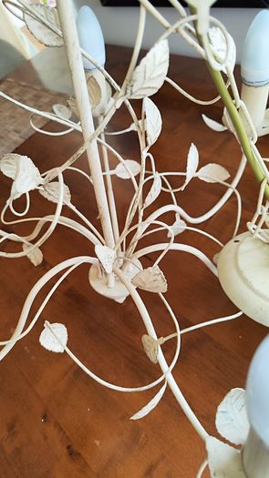 BnQ Antique Cream Chandelier