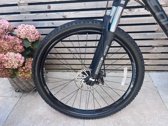 Carrera Vengence mountain bike