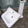 Pedestal sink basin Image 3