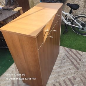 folding single bed unit on wheels only used twice