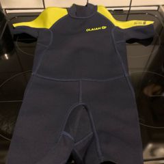 Boys wetsuit age 4