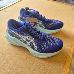 Asics Novablast 3, UK5/EU 38, Brand New