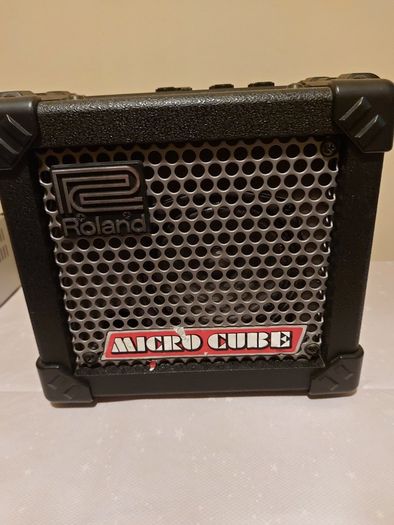Roland Micro Cube Guitar Amplifier, in excellent condition