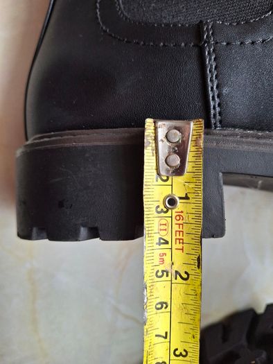 Avenue Boots