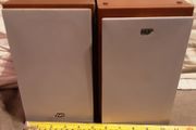 pair of jvc speakers