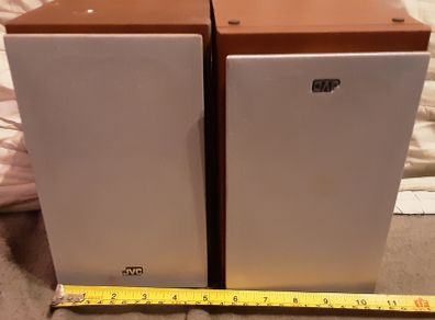 pair of jvc speakers