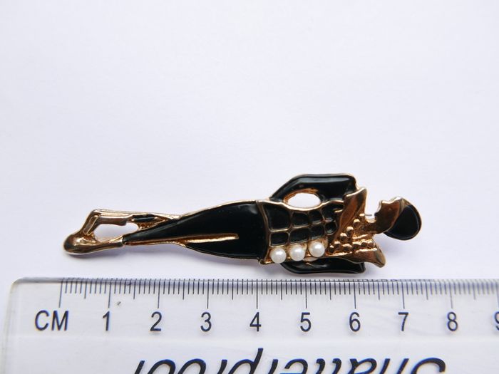 Vintage style lady silhouette brooch - black and gold tone