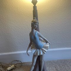 Lladro Nao Ballerina Porcelain Table Lamp