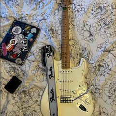Fender Player Stratocaster  Polar White Made in Mexico (2020)