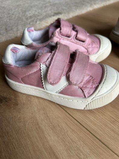 Shoe bundle - toddler- 23