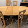 kitchen table & chairs Image 5