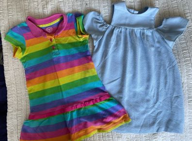 Dresses size 3-4 years old like new