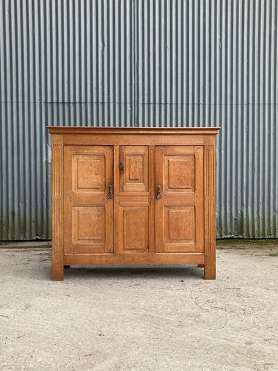 Early 20th Century Arts and Crafts Oak Cabinet - Warehouse and Showroom Open Saturday 18th April 12 til 4pm Eircode R95T227