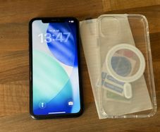 iPhone 11 64GB Unlocked
