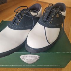 Ladies golf shoes size 6 (new)