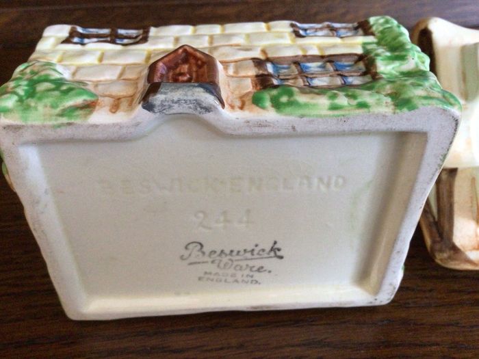 BESWICK compote jam / marmalade cottage ware pot