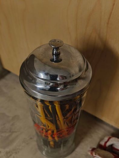 vintage straw despencer
