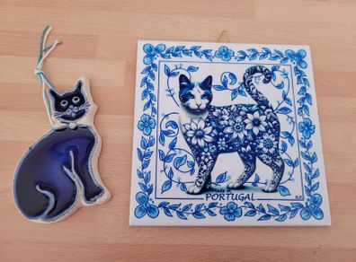 Ceramic cat ornament and tile blue / white