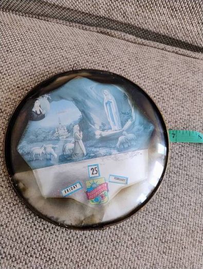 Lourdes Perpetual Calendar 1968 Adjustable wall hanging FREE STANDARD POSTAGE INCLUDED