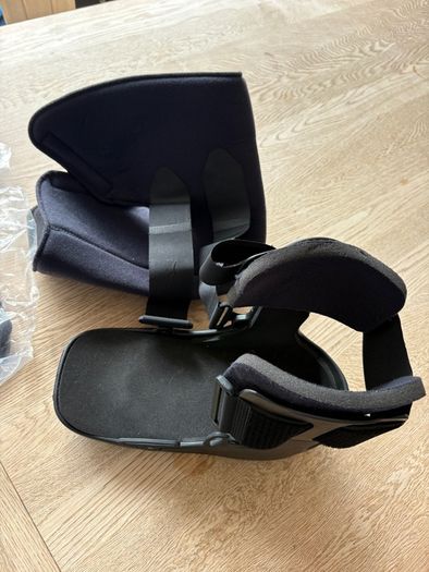 Medical walking boot - FREE