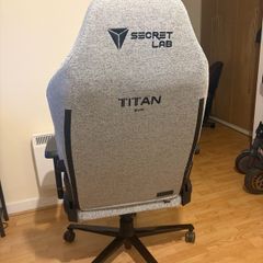 SecretLab Titan Evo