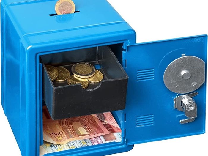 Money Safe 120 X 105 X 160 Mm (free Postage)