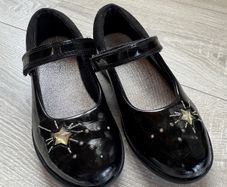Clarks 12H