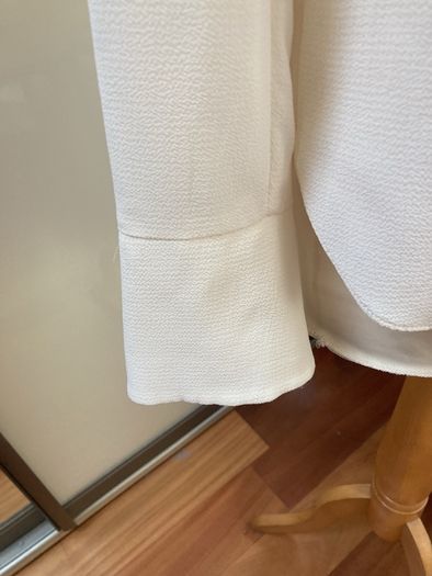 H and M Ivory Blouse with ruffle and tie ribbon - size 10