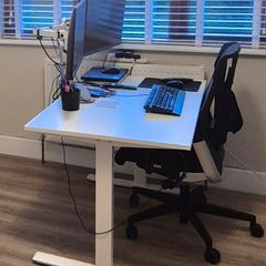 Manual Sir / Stand Desk White