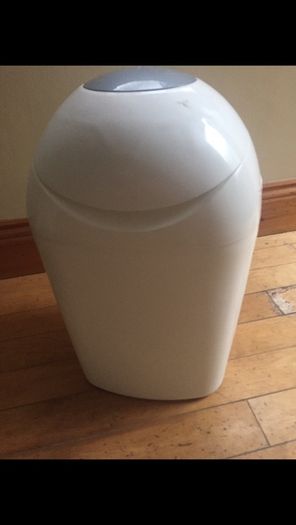 Sangenic nappy bin