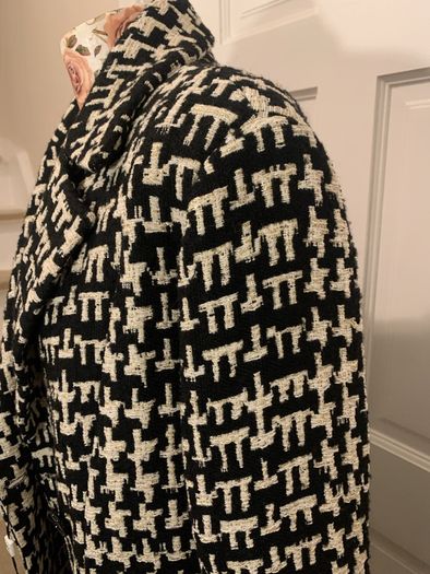 coat Bnwt designer brand Manuela Riva size 42. 12/14