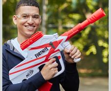 Nerf Fortnite B-AR Motorised Dart Blaster