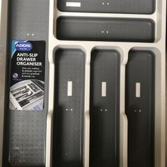 cutlery organizer