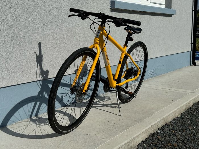 Pinnacle Lithium Hybrid Bike with Hydraulic Brakes