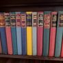 large collection vintage antiquarian books. 4 complete shelves. Image 3