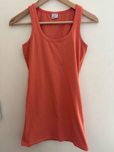 Long orange top