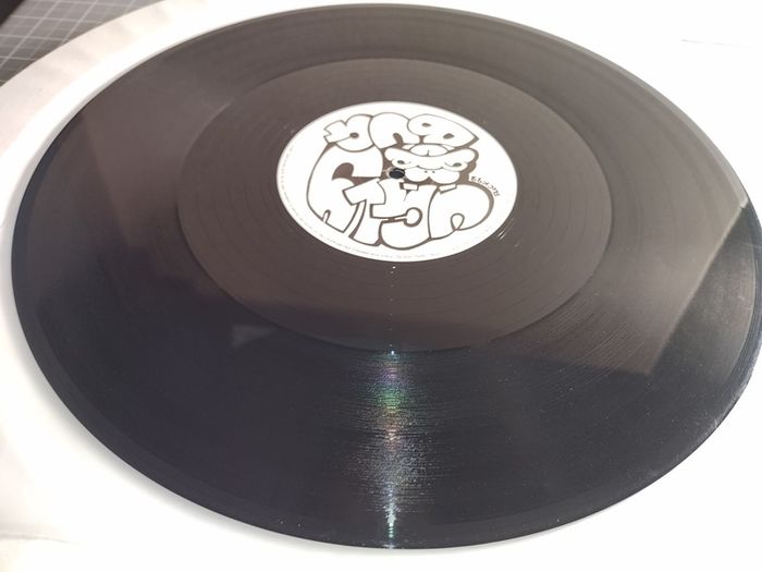 DJ Friendly - Down A J.D. + Drop the K.D. - Ugly Bug Records - Absolute QUALITY 90s Pete BONES HOUSE BANGER! Samples Subculture TV-Heaven! Debut Single on Ugly BUG!